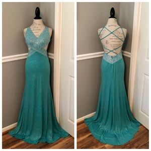 NEW PANOPLY SZ 6 AQUA CUTOUT BEADED SHIMMER MAXI FORMAL EVENING GOWN
